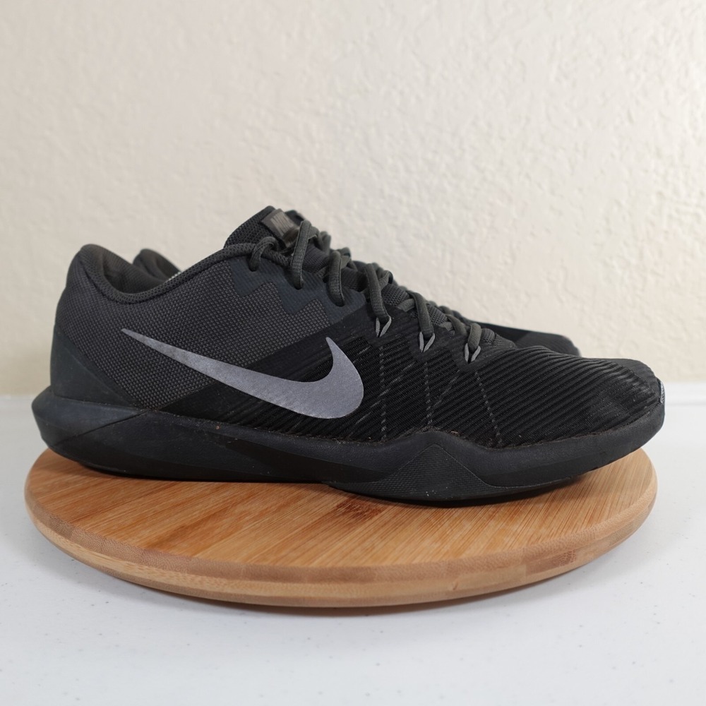 Nike Retaliation TR Mens Size 13 Running Shoes Sneakers 917707-001 Black